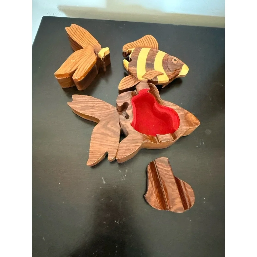 Fish- Wooden Puzzle Box Decorative Jewelry Trinket Box Handmade Vtg‎ Red Velvet
